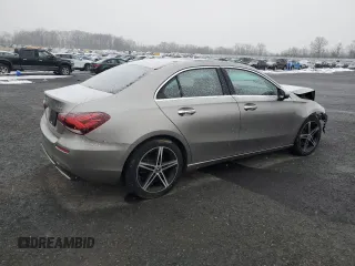 2019 Mercedes-Benz A 220 with VIN WDD3G4FB0KW035183, listed as a Copart auction lot 45125945 with 39,633 mi miles and Salvage Title. Bid and sale history available at DreamBid. Image 3.