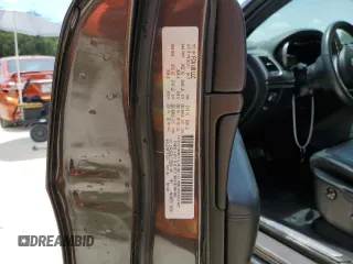 2018 Jeep Grand Cherokee Limited z VIN 1C4RJEBG9JC159384, wystawiony jako Copart lot #59882585 z przebiegiem 130 089 mil mil oraz Szkoda całkowita • Salvage title. Historia ofert i sprzedaży dostępna na DreamBid. Obrazek 14.