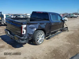 2022 Chevrolet Silverado 1500 with VIN 1GCUDJET3NZ633089, listed as a IAAI auction lot 41419358 with 43,152 mi miles and . Bid and sale history available at DreamBid. Image 4.