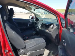 2014 Nissan Note S с VIN 3N1CE2CP1EL377002, выставлен на аукционе IAAI как лот 42052762 с пробегом 128 312 миль миль и . История ставок и продаж доступна на DreamBid. Изображение 5.