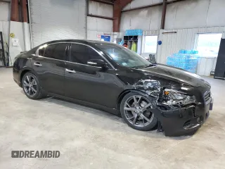 2013 Nissan Maxima S z VIN 1N4AA5AP9DC811543, wystawiony jako Copart lot #57460825 z przebiegiem 160 117 mil mil oraz Czysty tytuł • Clean title. Historia ofert i sprzedaży dostępna na DreamBid. Obrazek 4.
