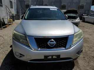 2015 Nissan Pathfinder SV с VIN 5N1AR2MN5FC652241, выставлен на аукционе Copart как лот 61273985 с пробегом 215 837 миль миль и Чистый • Clean title. История ставок и продаж доступна на DreamBid. Изображение 5.