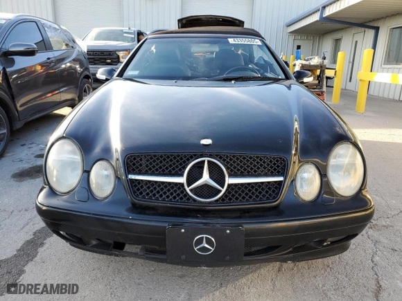 2003 Mercedes-Benz CLK-Class 3.2L with VIN WDBLK65G53T136688, listed as a Copart auction lot 43355805 with 152,398 mi miles and Salvage Title. Bid and sale history available at carsss.com. Image 5.