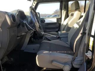 2007 Jeep Wrangler X with VIN 1J4GA391X7L157532, listed as a Copart auction lot 62628075 with 193,568 mi miles and Non repairable. Bid and sale history available at DreamBid. Image 7.