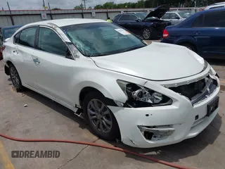 2015 Nissan Altima 2.5 z VIN 1N4AL3AP6FN903070, wystawiony jako IAAI lot #42382615 z przebiegiem 97 469 mil mil oraz . Historia ofert i sprzedaży dostępna na DreamBid. Obrazek 1.