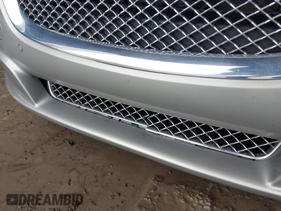 2013 Jaguar XJ Portfolio with VIN SAJWJ2GD0D8V50948, listed as a IAAI auction lot 42067884 with 110,053 mi miles and . Bid and sale history available at DreamBid. Image 12.