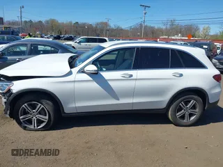 2022 Mercedes-Benz GLC 300 with VIN W1N0G8EB1NV344248, listed as a IAAI auction lot 42059529 with 28,500 mi miles and . Bid and sale history available at DreamBid. Image 14.