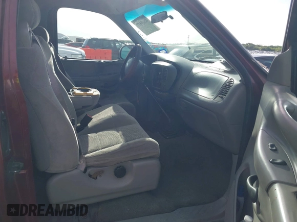1997 Ford F-150 с VIN 1FTDX086XVKD16314, выставлен на аукционе IAAI как лот 42631877 с пробегом 195 807 миль миль и . История ставок и продаж доступна на DreamBid. Изображение 5.