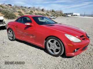 2005 Mercedes-Benz SLK 230/320 with VIN WDBWK56FX5F059587, listed as a Copart auction lot 52400565 with 69,791 mi miles and Salvage title. Bid and sale history available at DreamBid. Image 4.