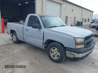 2004 Chevrolet Silverado 1500 LS with VIN 1GCEC14V54Z144251, listed as a IAAI auction lot 41850249 with 330,228 mi miles. Bid and sale history available at carsss.com. Image 1.