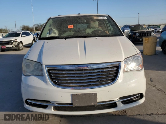 2011 Chrysler Town & Country Limited with VIN 2A4RR6DG9BR783006, listed as a Copart auction lot 50031825 with 135,627 mi miles and Salvage Title. Bid and sale history available at carsss.com. Image 5.
