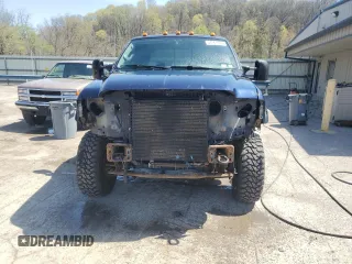 2005 Ford F-250 XL с VIN 1FTSW21P85EC27655, выставлен на аукционе Copart как лот 54161755 с пробегом 186 502 миль миль и Списание • Salvage title. История ставок и продаж доступна на DreamBid. Изображение 5.