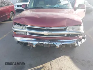 2003 Chevrolet Suburban LT z VIN 1GNFK16Z43J310271, wystawiony jako IAAI lot #41699310 z przebiegiem 232 680 mil mil oraz . Historia ofert i sprzedaży dostępna na DreamBid. Obrazek 6.