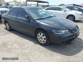 2002 Honda Accord Sdn SE with VIN 1HGCG66802A130514, listed as a IAAI auction lot 42053889 with 326,434 mi miles. Bid and sale history available at carsss.com. Image 1.