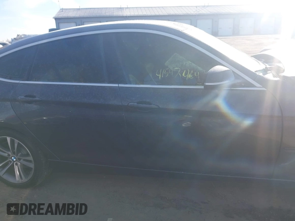 2018 BMW 3 Series 330i xDrive with VIN WBA8Z9C58JG827772, listed as a IAAI auction lot 41542464 with 56,386 mi miles. Bid and sale history available at carsss.com. Image 14.