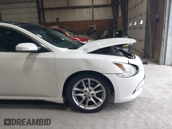2011 Nissan Maxima 3.5 SV with VIN 1N4AA5AP1BC802204, listed as a IAAI auction lot 42016069 with 99,826 mi miles. Bid and sale history available at carsss.com. Image 14.