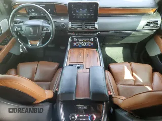 2019 Lincoln Navigator Reserve z VIN 5LMJJ2LT4KEL14574, wystawiony jako Copart lot #51062715 z przebiegiem 86 695 mil mil oraz Tytuł czysty. Historia ofert i sprzedaży dostępna na DreamBid. Obrazek 8.