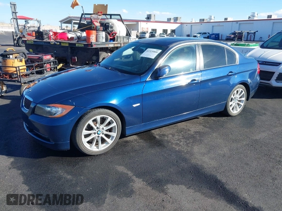 2006 BMW 3 Series 330xi with VIN WBAVD33546KV60455, listed as a IAAI auction lot 41525800 with 168,838 mi miles. Bid and sale history available at carsss.com. Image 2.