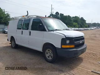 2007 Chevrolet Express Cargo with VIN 1GCFG15X671161636, listed as a IAAI auction lot 42462136 with 157,486 mi miles and . Bid and sale history available at DreamBid. Image 1.