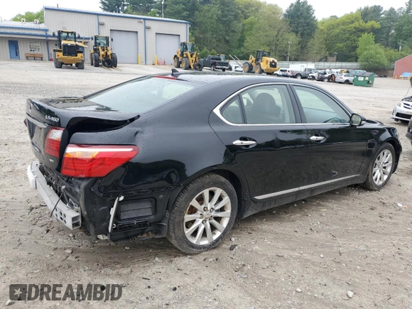 2012 Lexus LS 460 z VIN JTHCL5EF8C5014801, wystawiony jako Copart lot #55930285 z przebiegiem 107 487 mil mil oraz Czysty tytuł • Clean title. Historia ofert i sprzedaży dostępna na DreamBid. Obrazek 3.