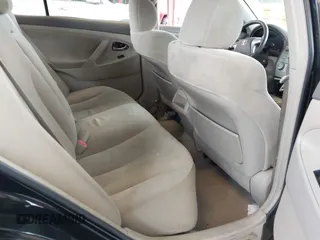2007 Toyota Camry CE with VIN 4T1BE46KX7U081730, listed as a IAAI auction lot 41765725 with 231,354 mi miles. Bid and sale history available at carsss.com. Image 8.