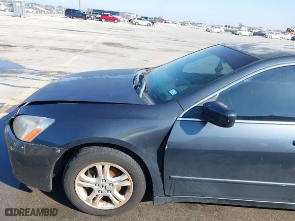 2007 Honda Accord Sdn LX SE with VIN JHMCM56357C024463, listed as a IAAI auction lot 41809788 with 179,454 mi miles. Bid and sale history available at carsss.com. Image 13.