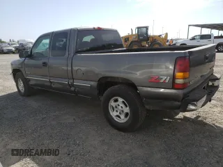 2000 Chevrolet Silverado 1500 LS with VIN 2GCEK19T1Y1279493, listed as a Copart auction lot 53395005 with 236,146 mi miles and Clean Title. Bid and sale history available at DreamBid. Image 2.