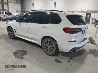 2019 BMW X5 xDrive40i z VIN 5UXCR6C55KLL03630, wystawiony jako IAAI lot #42060030 z przebiegiem 62 460 mil mil oraz . Historia ofert i sprzedaży dostępna na DreamBid. Obrazek 3.