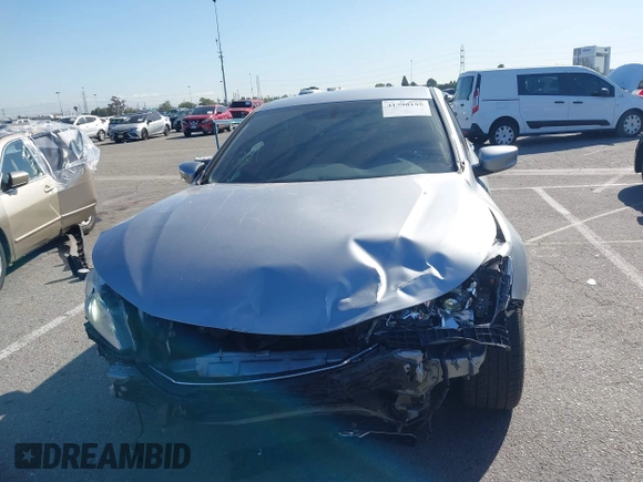 2017 Honda Accord Sedan Sport with VIN 1HGCR2F5XHA161819, listed as a IAAI auction lot 41798195 with 25,837 mi miles. Bid and sale history available at carsss.com. Image 12.