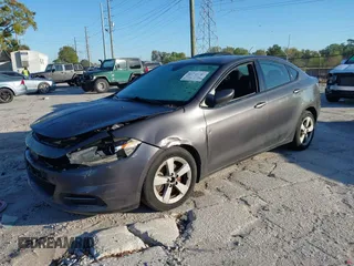 2015 Dodge Dart SXT z VIN 1C3CDFBB8FD380603, wystawiony jako IAAI lot #41760448 z przebiegiem 154 580 mil mil oraz . Historia ofert i sprzedaży dostępna na DreamBid. Obrazek 2.