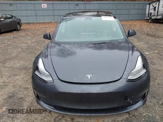 2022 Tesla Model 3 with VIN 5YJ3E1EA7NF339952, listed as a IAAI auction lot 38007332 with 10,726 mi miles. Bid and sale history available at carsss.com. Image 12.