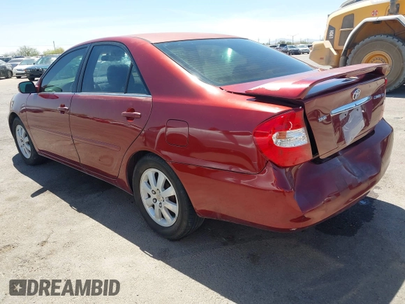 2002 Toyota Camry LE z VIN 4T1BE32K52U082454, wystawiony jako IAAI lot #42276881 z przebiegiem 225 814 mil mil oraz . Historia ofert i sprzedaży dostępna na DreamBid. Obrazek 3.