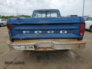 1976 Ford F-150 z VIN F15YPC50769, wystawiony jako Copart lot #56647675 z przebiegiem 4 501 mil mil oraz Czysty tytuł • Clean title. Historia ofert i sprzedaży dostępna na DreamBid. Obrazek 6.