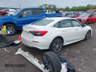 2024 Honda Civic Touring z VIN 2HGFE1F93RH341247, wystawiony jako IAAI lot #42102894 z przebiegiem Nie podano mil oraz . Historia ofert i sprzedaży dostępna na DreamBid. Obrazek 4.