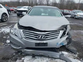 2014 Hyundai Azera Limited with VIN KMHFH4JG6EA361378, listed as a IAAI auction lot 41557210 with 58,561 mi miles. Bid and sale history available at carsss.com. Image 12.