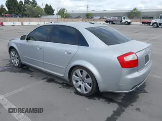 2005 Audi A4 3.0L with VIN WAULT68E35A021818, listed as a IAAI auction lot 41986513 with 189,449 mi miles. Bid and sale history available at carsss.com. Image 3.