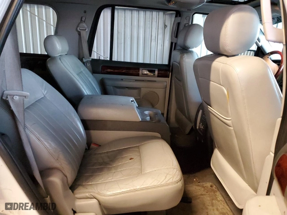 2004 Lincoln Navigator Luxury with VIN 5LMFU28R74LJ12806, listed as a Copart auction lot 87106154 with 189,777 mi miles and Clean Title. Bid and sale history available at carsss.com. Image 11.