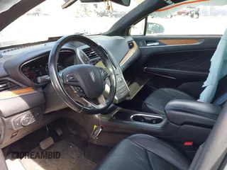 2017 Lincoln MKC Reserve with VIN 5LMCJ3D93HUL46478, listed as a IAAI auction lot 42147121 with 60,316 mi miles and . Bid and sale history available at DreamBid. Image 5.