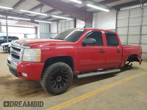 2011 Chevrolet Silverado 1500 LT with VIN 3GCPKSE34BG230422, listed as a Copart auction lot 49143085 with 283,750 mi miles and Salvage Title. Bid and sale history available at carsss.com. Image 1.