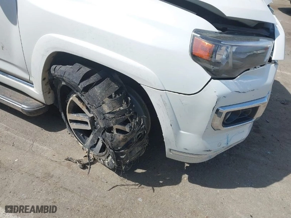 2018 Toyota 4Runner SR5 with VIN JTEBU5JR9J5535299, listed as a IAAI auction lot 41836098 with 156,523 mi miles. Bid and sale history available at carsss.com. Image 17.