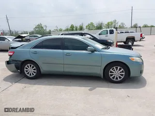 2011 Toyota Camry LE with VIN 4T1BK3EK3BU617222, listed as a IAAI auction lot 41898628 with 183,071 mi miles. Bid and sale history available at carsss.com. Image 13.