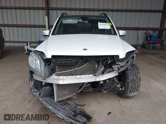 2014 Mercedes-Benz GLK 350 with VIN WDCGG8JBXEG330438, listed as a IAAI auction lot 41382071 with 172,279 mi miles and . Bid and sale history available at DreamBid. Image 13.