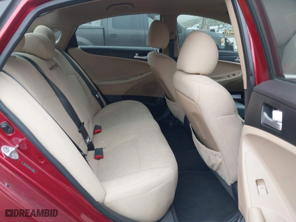 2013 Hyundai Sonata GLS with VIN 5NPEB4AC8DH563659, listed as a IAAI auction lot 42030861 with 80,170 mi miles. Bid and sale history available at carsss.com. Image 8.