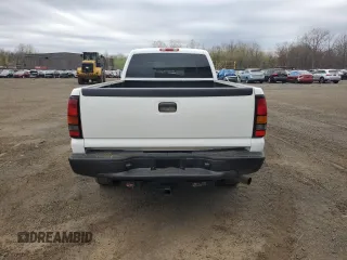 2006 GMC Sierra 3500 DRW SL with VIN 1GTHK33246F119848, listed as a Copart auction lot 53678905 with 103,861 mi miles and Clean Title. Bid and sale history available at DreamBid. Image 6.