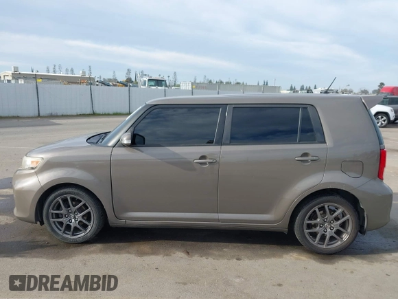 2014 Scion xB with VIN JTLZE4FE7EJ065646, listed as a IAAI auction lot 41681896 with 149,534 mi miles. Bid and sale history available at carsss.com. Image 14.