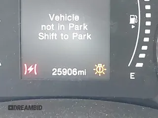 2020 Jeep Renegade Jeepster z VIN ZACNJBAB3LPL87508, wystawiony jako IAAI lot #42381489 z przebiegiem 25 906 mil mil oraz . Historia ofert i sprzedaży dostępna na DreamBid. Obrazek 16.