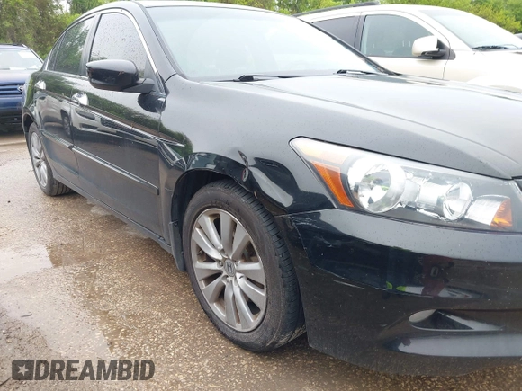 2012 Honda Accord EX-L z VIN 1HGCP3F88CA030662, wystawiony jako IAAI lot #41960040 z przebiegiem 172 909 mil mil oraz . Historia ofert i sprzedaży dostępna na DreamBid. Obrazek 6.