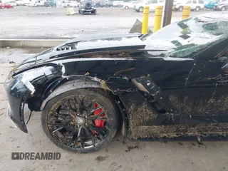 2015 Chevrolet Corvette Z06 3LZ with VIN 1G1YU2D67F5606353, listed as a IAAI auction lot 41500987 with 20,876 mi miles. Bid and sale history available at carsss.com. Image 6.