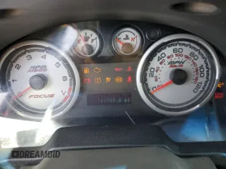2010 Ford Focus S z VIN 1FAHP3EN4AW138245, wystawiony jako Copart lot #55162365 z przebiegiem 141 703 mil mil oraz Szkody całkowita. Historia ofert i sprzedaży dostępna na DreamBid. Obrazek 9.