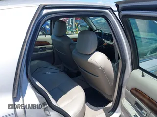 2009 Mercury Grand Marquis LS z VIN 2MEHM75V89X608107, wystawiony jako IAAI lot #42353116 z przebiegiem 82 261 mil mil oraz . Historia ofert i sprzedaży dostępna na DreamBid. Obrazek 8.